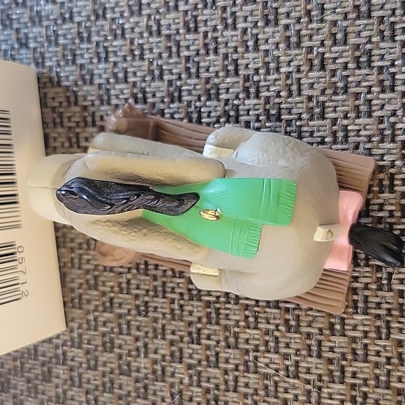 #1 Vintage Winnie-the-Pooh Hallmark Keepsake Ornament EEYORE 1993 - Picture 3 of 8